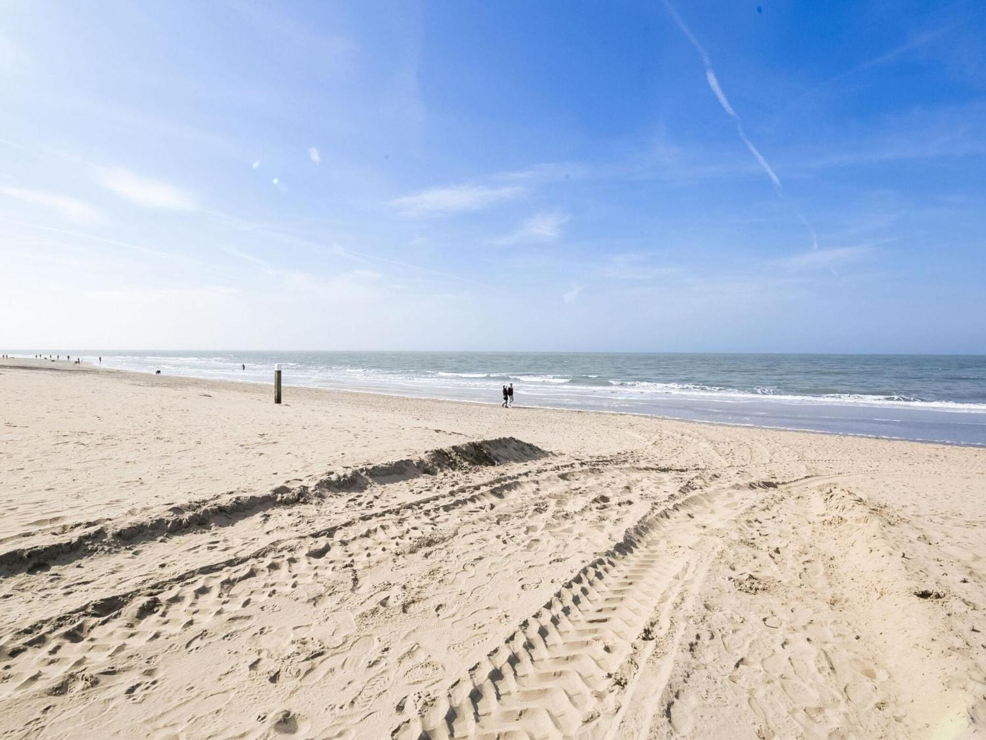 Apartment With Sea View And Parking In Katwijk Aan Zee Dış mekan fotoğraf